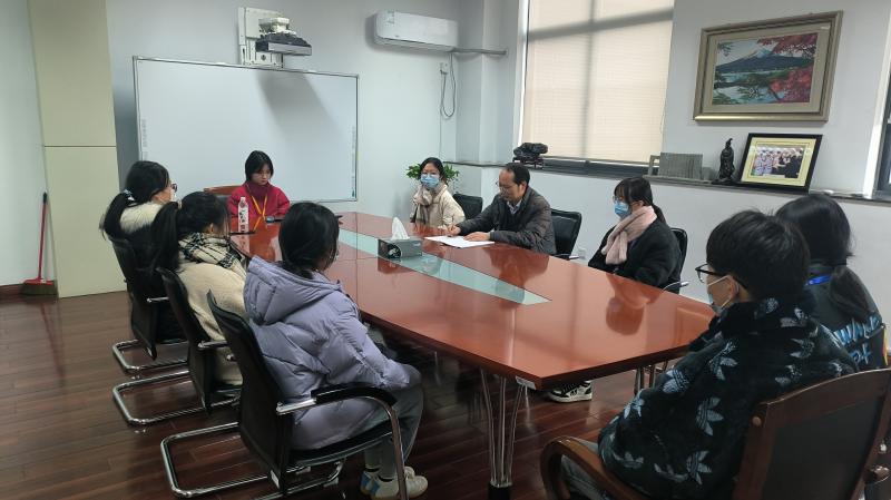 6学生访谈.jpg