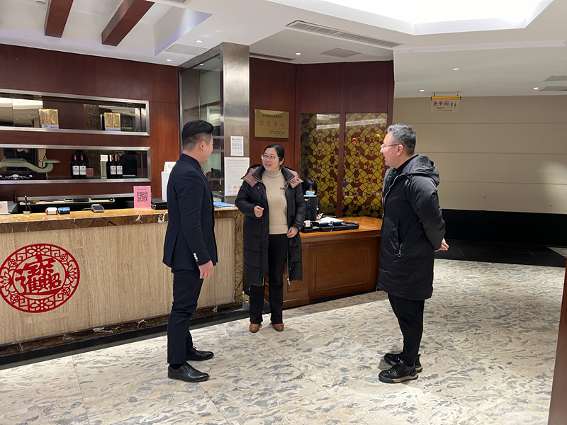 书记访企拓岗_副本.png 书记访企拓岗_副本.png