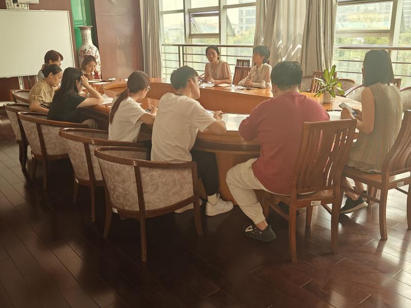 新生班主任会议.jpg