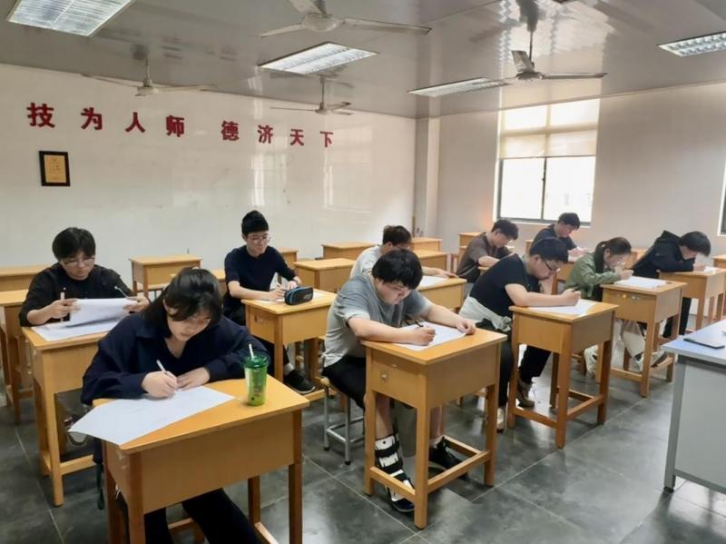 图片1.jpg 图片1.jpg