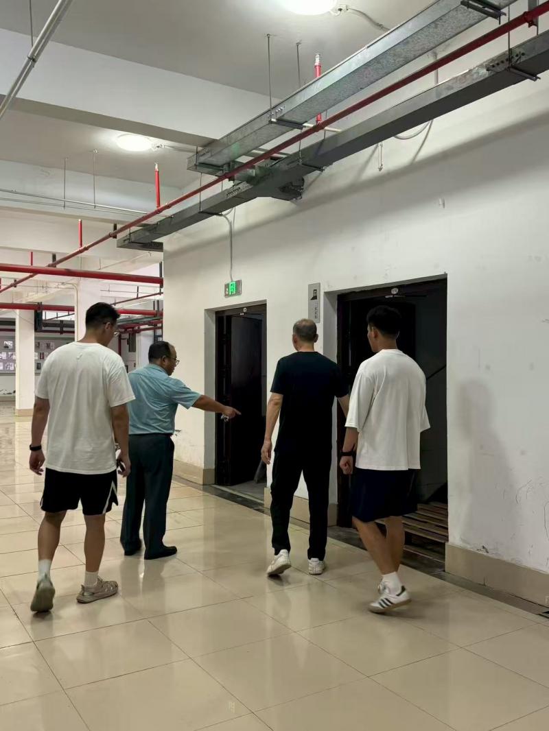 体育馆.jpg