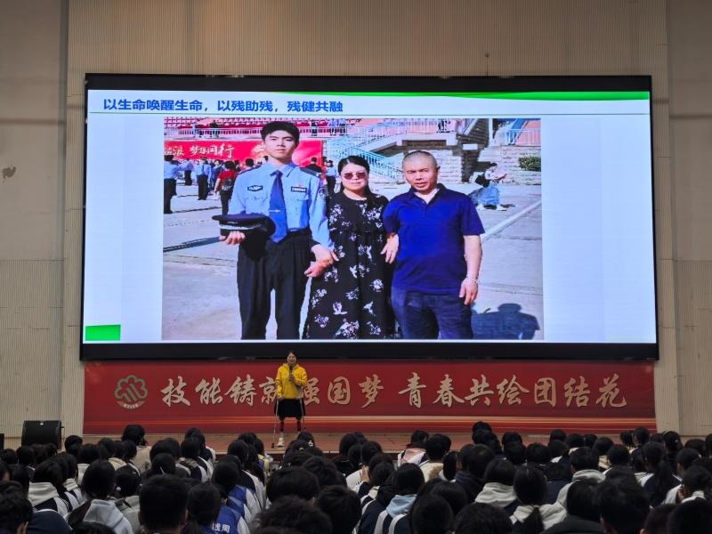 图4.jpg